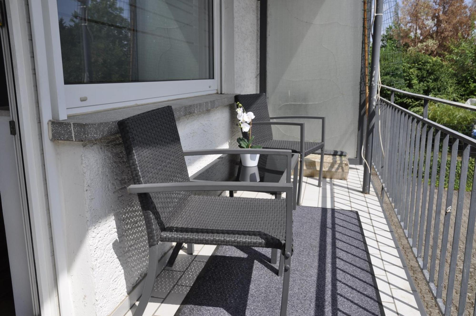 Kurstadt Apt Moderne 2Zkb Balkon-Pkw- Stellplatz Check-In 7-24 H Bad Nauheim Eksteriør bilde